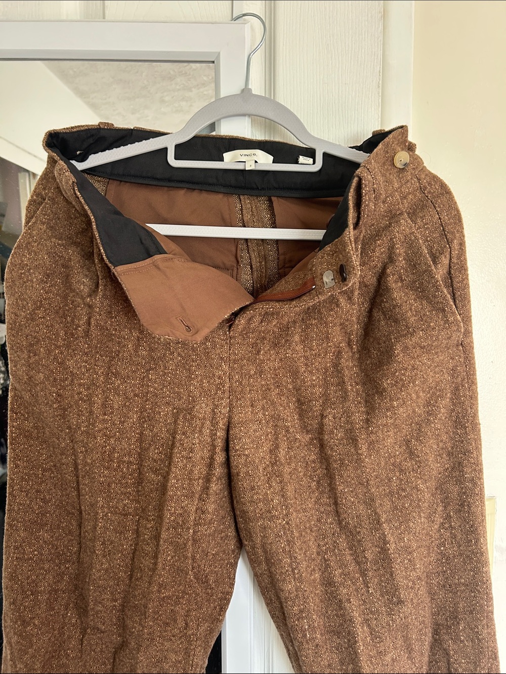 Vince women’s Corduroy Pants in Chestnut Brown